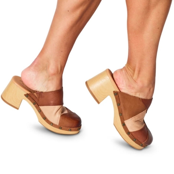 Kork-Ease Shoes - Kork-Ease Clogs 7 Brown Tan Leather Tay Patchwork Mules Scandinavian New $160